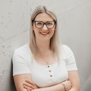 Anna Klene